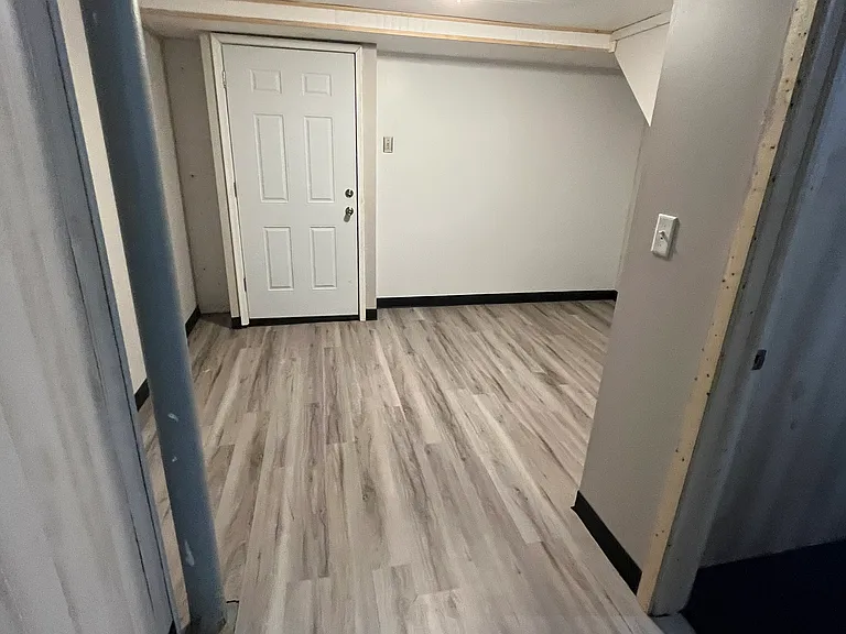 332 Richmond Rd — Photo 15