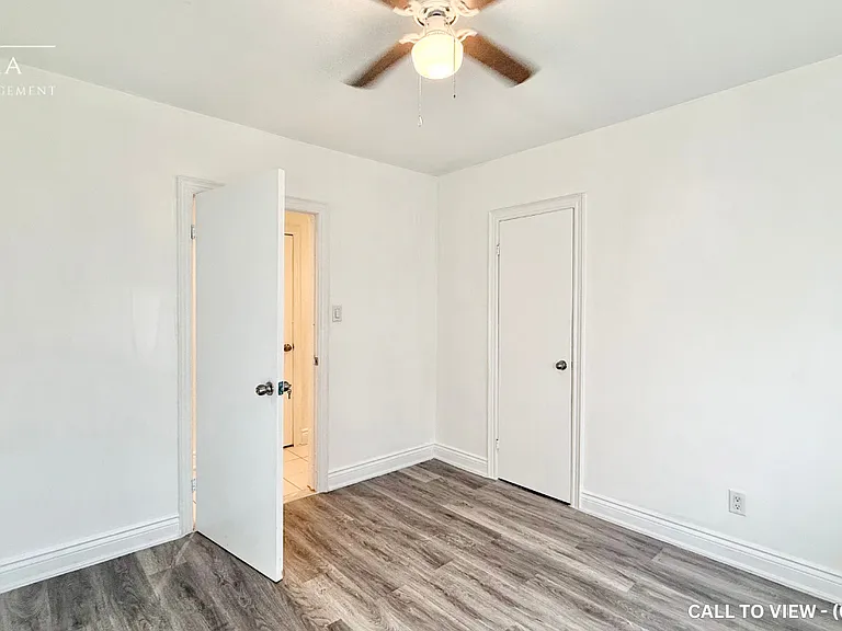 526 Royal York Rd #1 — Photo 8