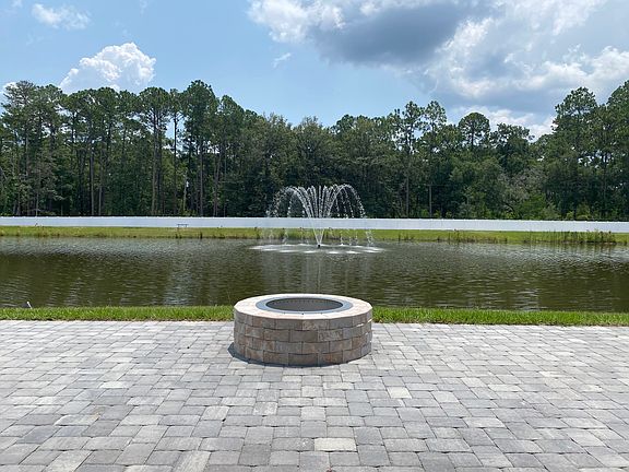 Sandy Bluff community firepit overlooking the lake