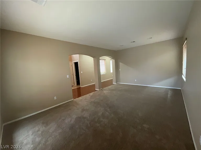 10841 Paradise Rd — Photo 13