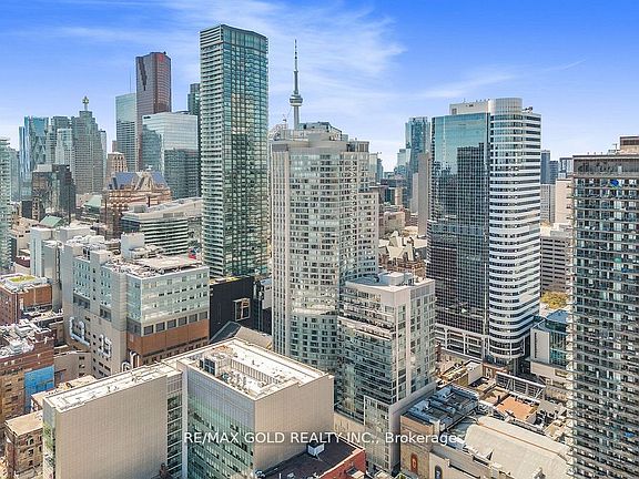 3rd image of 200 Victoria St #1506