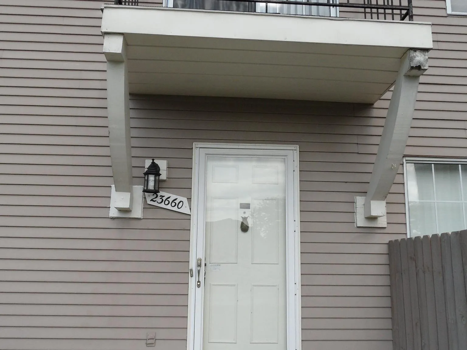 2 bed, 973 sqft, $1,420 — Photo 2