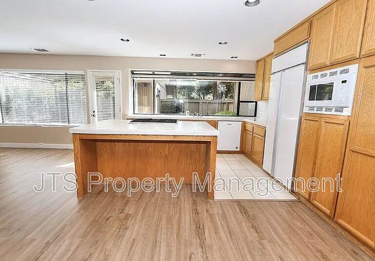 11674 Gold Country Blvd — Photo 3