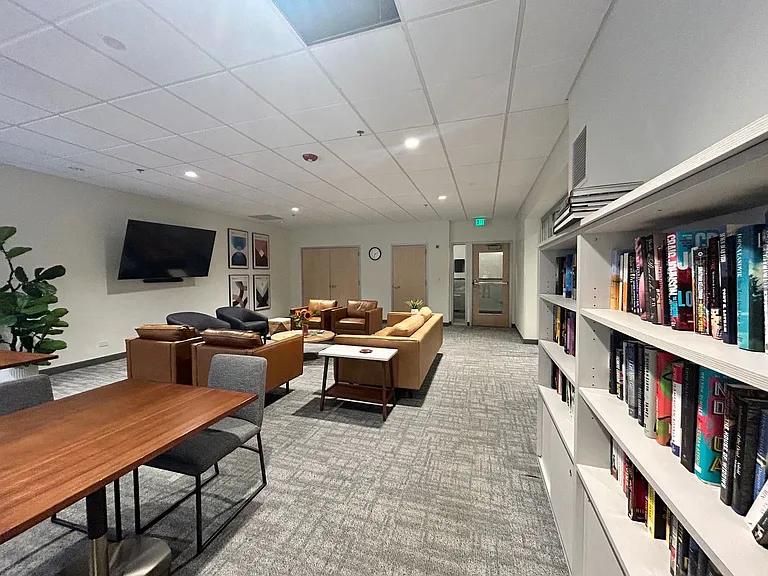 1850 Folsom St #303 — Photo 21