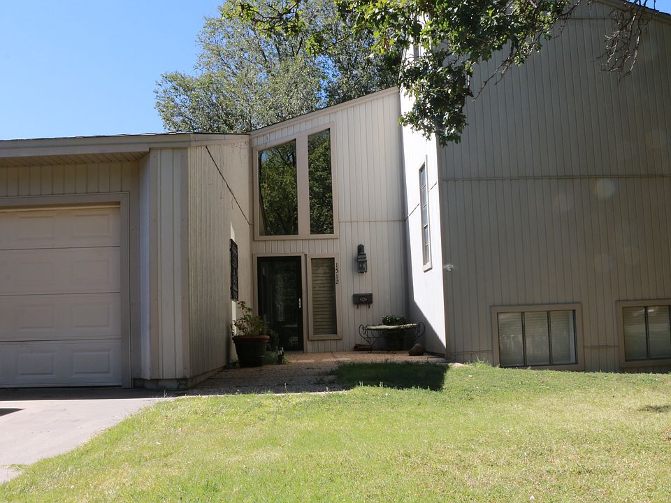 1st image of 1512 Yucca Dr