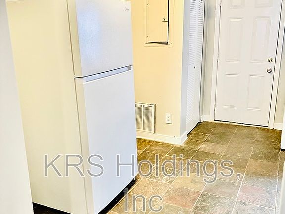 2nd image of 5202 Goolsby Ct
