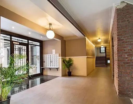 Rented by Jonathan T Rossman, LREB | media 9