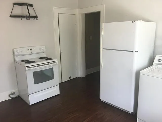 4800 Tremont St #D — Photo 3