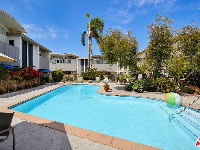4733 S La Villa Marina #C — Photo 42