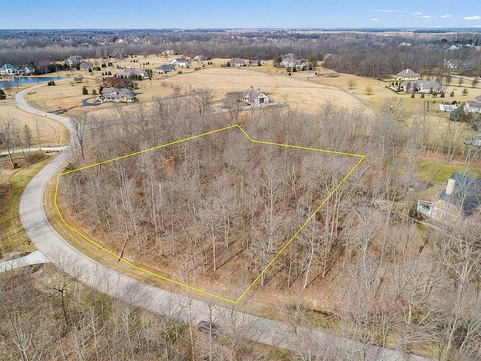 1st image of 120 Hidden Creek Dr