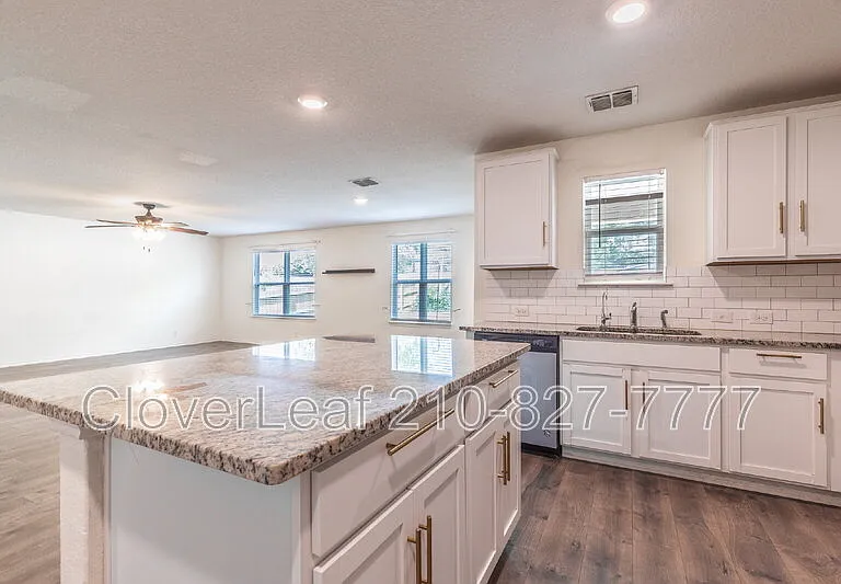 6415 Kendall Cv — Photo 16