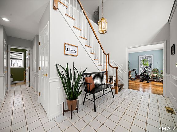 4th image of 117 North Saddle Ridge