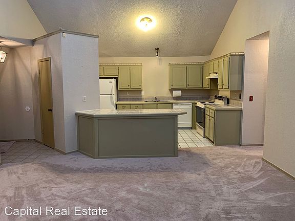 5th image of 2512 Lynn Ln