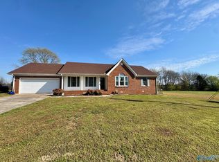 126 Canopy Rd, Hazel Green, AL 35750