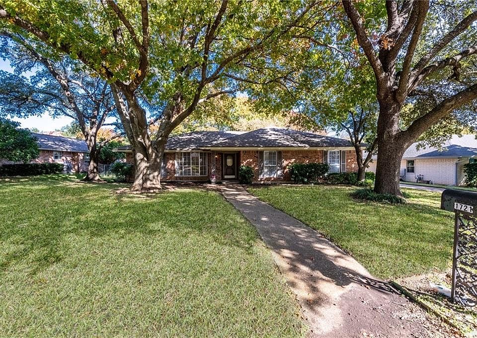 1st image of 1721 Live Oak Valley Cir