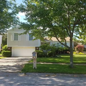 909 Chaucer Way, Buffalo Grove, IL, 60089