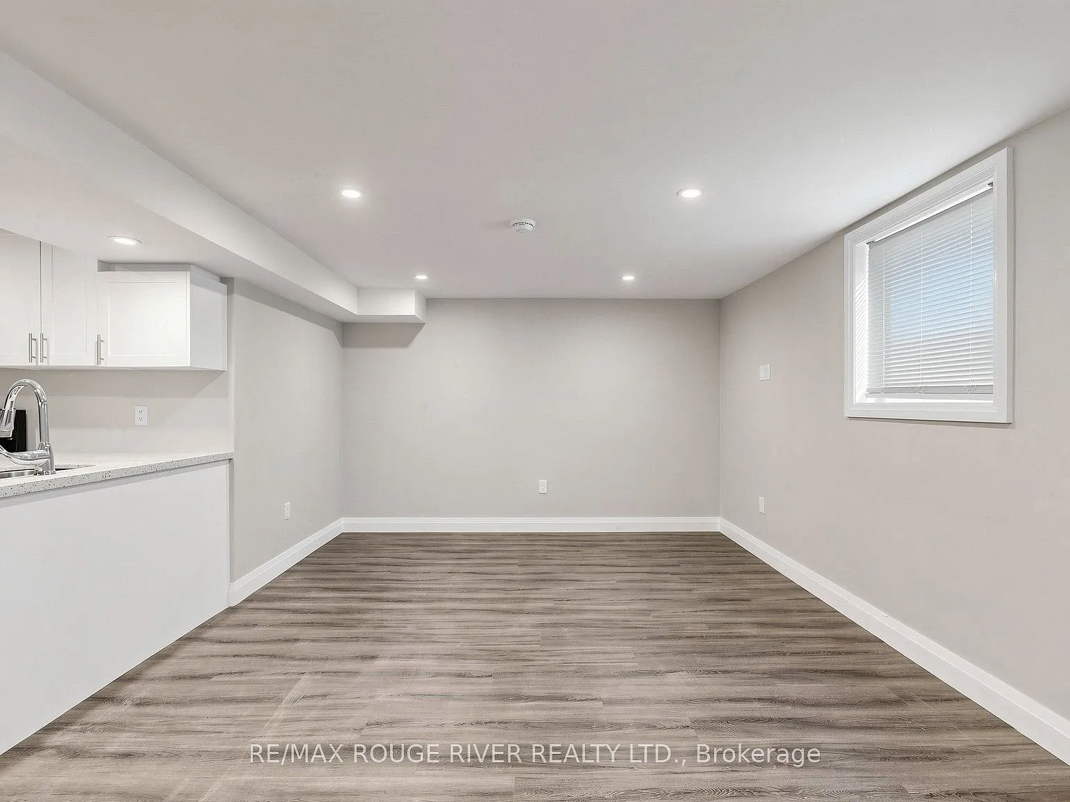 3 bed, $1,650 — Photo 4