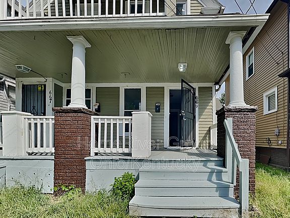 2nd image of 669 E 94th St