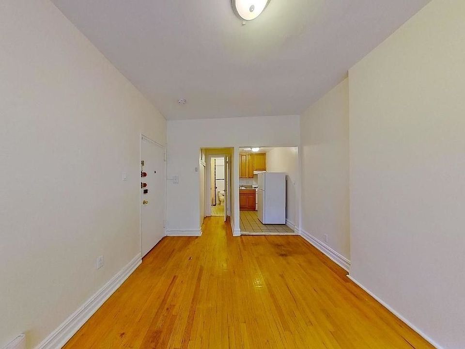 2nd image of 167 W 83rd St #A