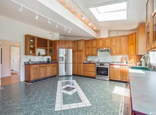 3210 19th Ave, San Francisco, CA 94132