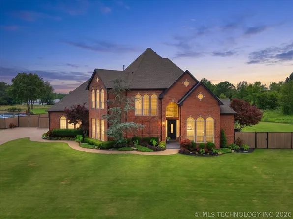 8302 S 270th East Ave, Broken Arrow, OK 74014