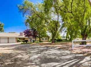 15418 Round Tree Rd, Valley Center, CA 92082