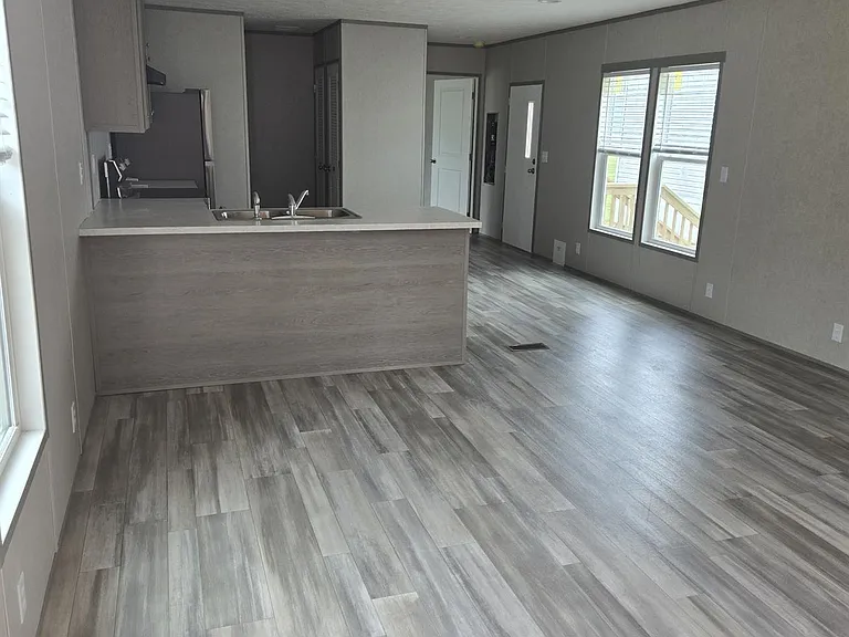 187 Rome St — Photo 2