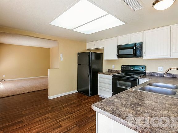 4th image of 8948 W Heatherbrae Dr