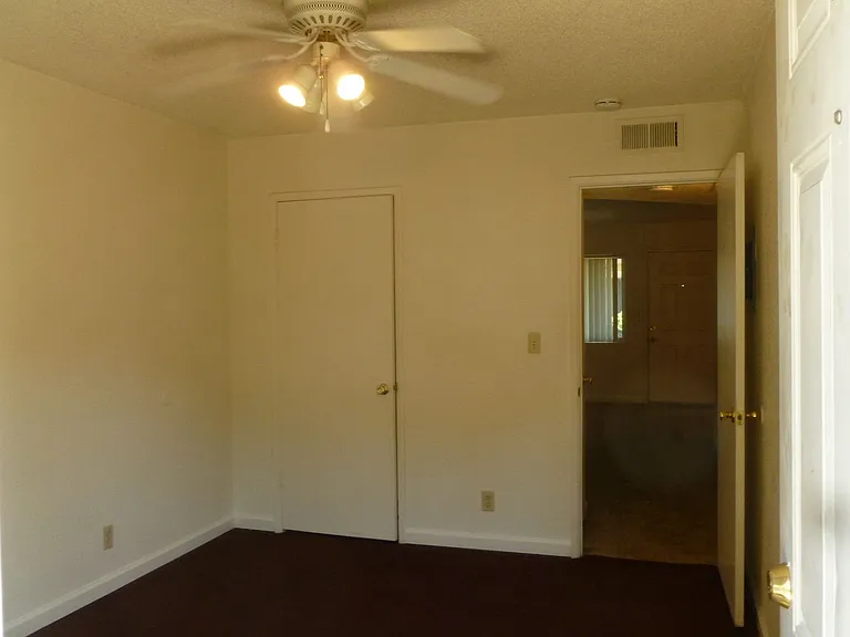 224 W Dakota Ave #B — Photo 23