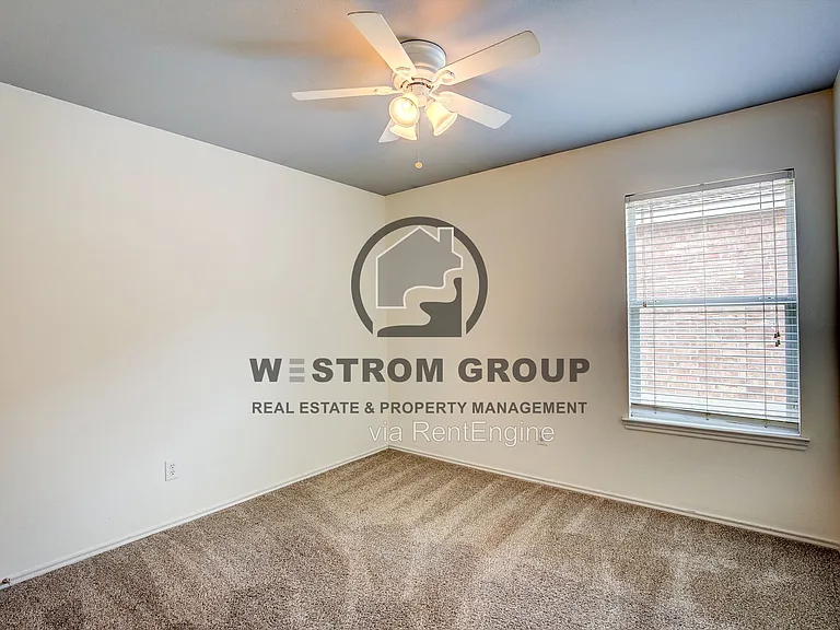 10200 Pear St — Photo 28