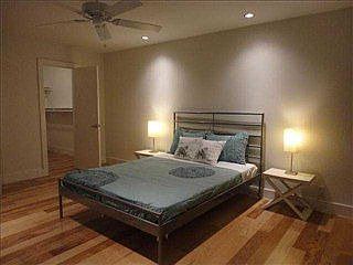 5th image of 1101 Shoal Creek Blvd APT 17