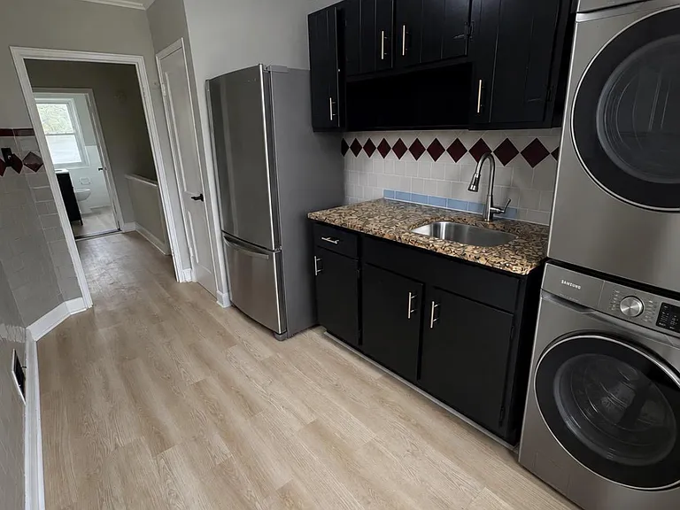 818 Bradhurst Rd — Photo 6