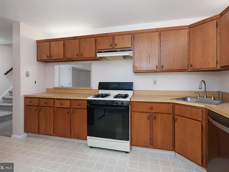 11 Abelia Ct — Photo 12