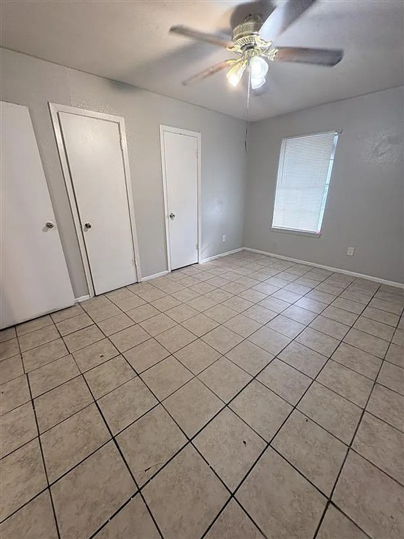 Phoenix Apartments — Photo 2