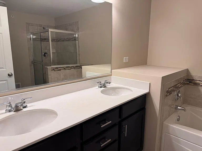 2996 Henley Ln — Photo 11