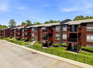 Eagles Eyrie Apartments, Louisville, KY 40206