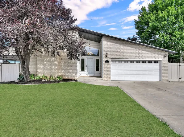 4769 Oxford Dr, Ogden, UT 84403