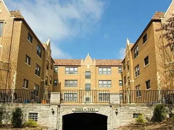 7555 Byron Pl APT 1N, Saint Louis, MO 63105