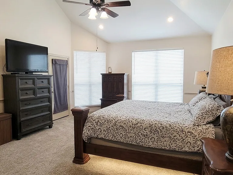 13733 Alterna Dr — Photo 17