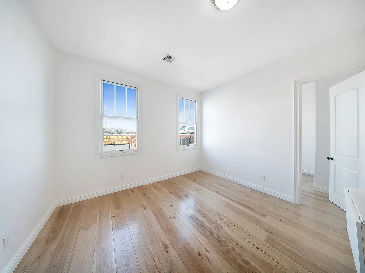 264 Boerum Street — Photo 4