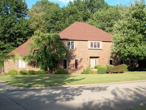 1st image of 8312 N Sierra Dr