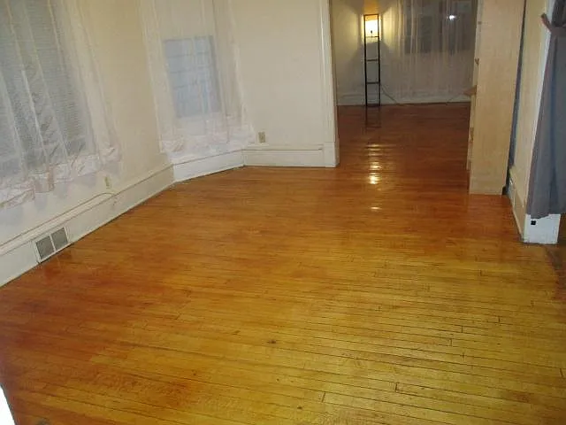 2413 Monroe St NE — Photo 2