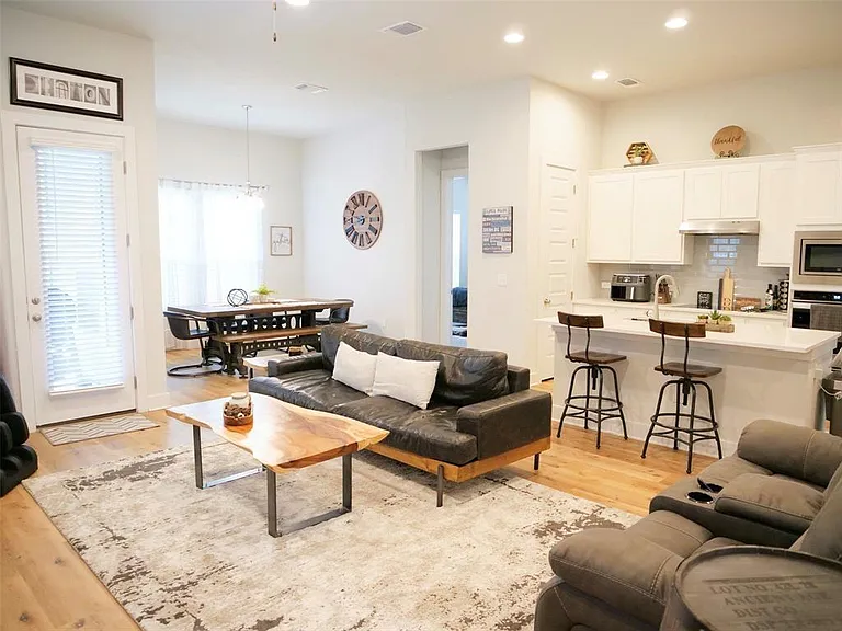 9621 Evening Canopy Dr — Photo 7