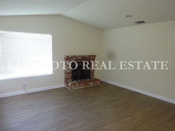 2nd image of 6891 Steamboat Way