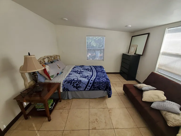 1102 Oro St — Photo 14