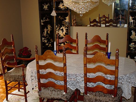 formalDR, elegant chandelier