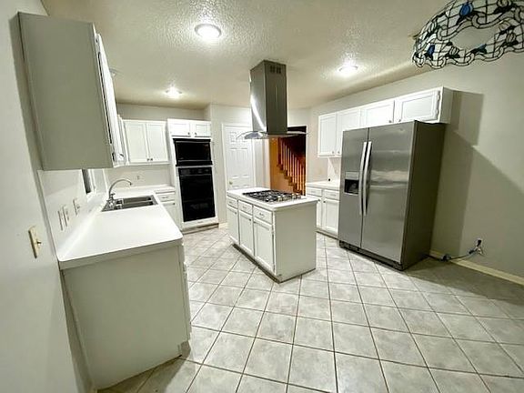 5th image of 10023 Storm Meadow Dr
