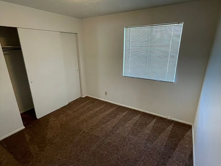 1893 E Jeremy Ct — Photo 21