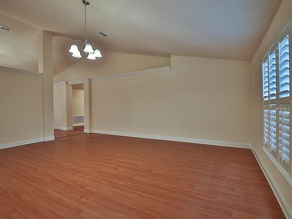4th image of 24120 Plymouth Hollow Cir