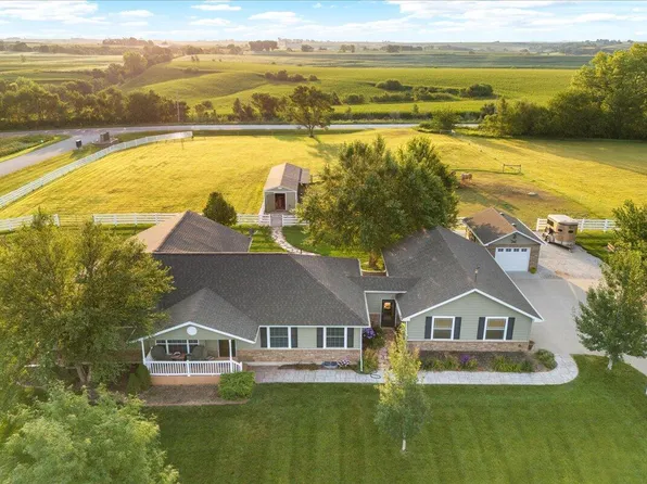 3340 Meriwether Lewis Ln, Missouri Valley, IA 51555